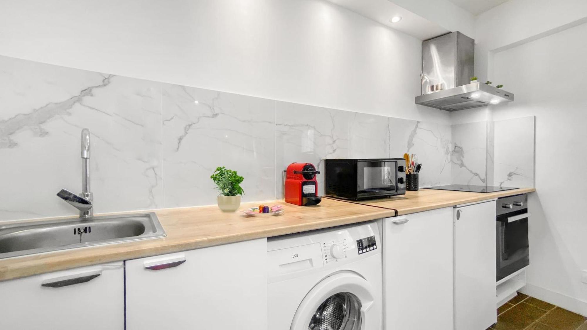 Homey Forest - Hypercentre - Proche Gare Et Tram - Wifi & Netflix Annemasse Exterior photo